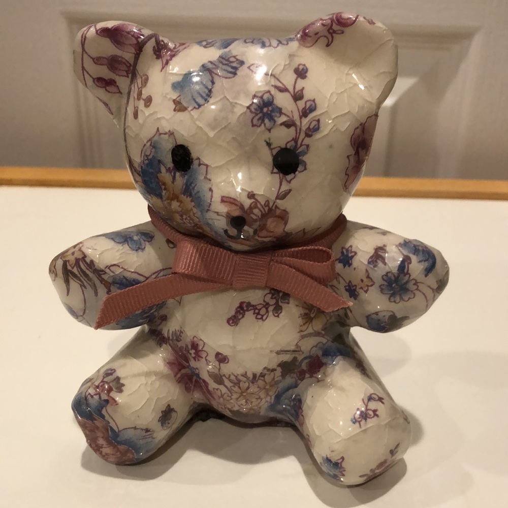 Strawberry Patchworks Glossy Floral Ceramic Bear Vintage